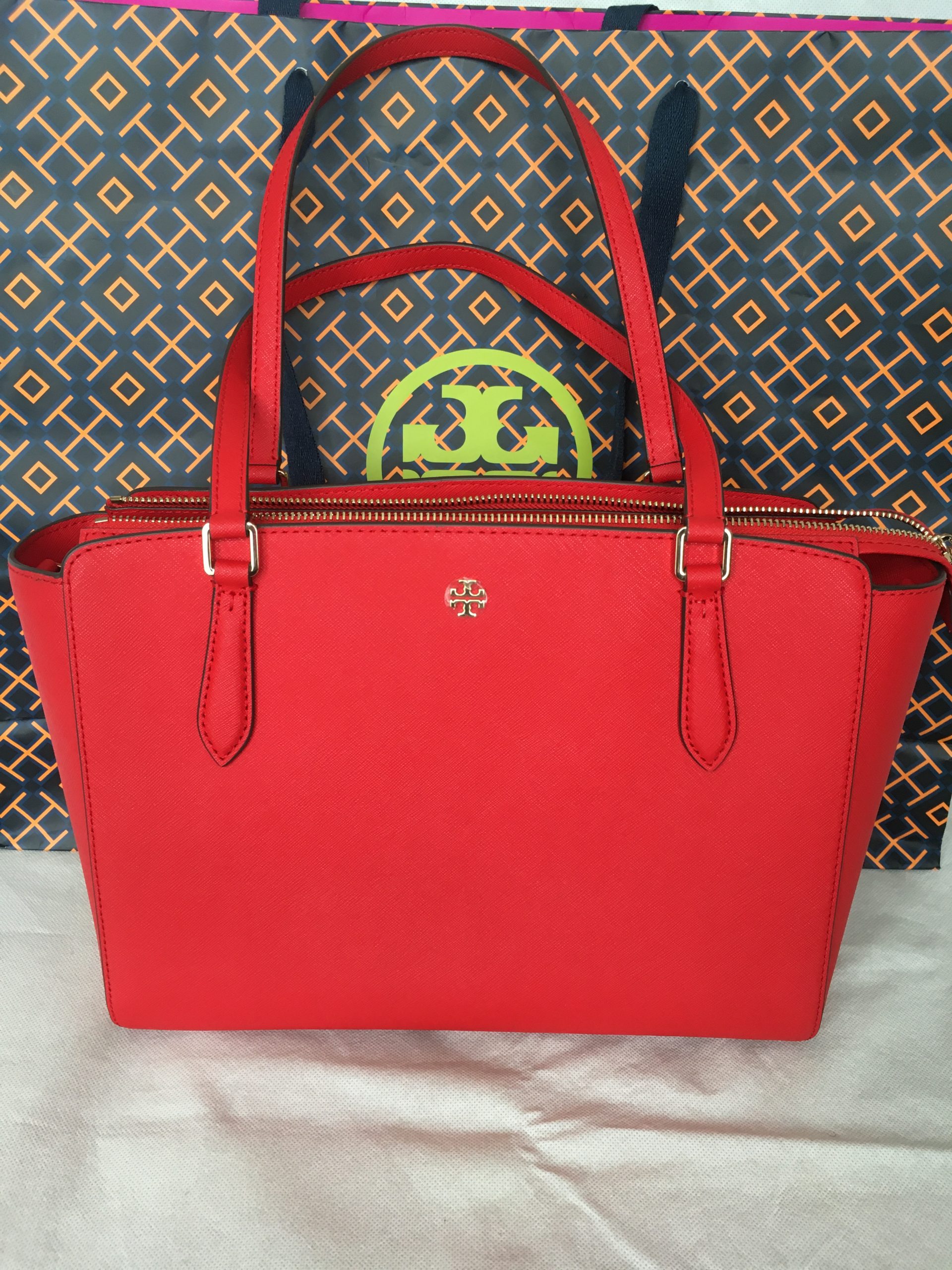 Tory Burch Emerson Small Top Zip Tote, Luxury, Bags & Wallets on